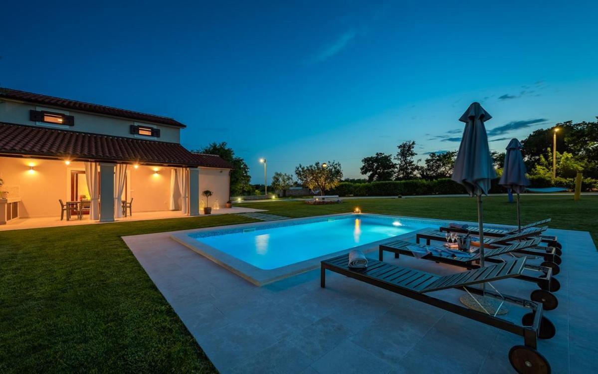 Villa Zara Marcana Екстер'єр фото