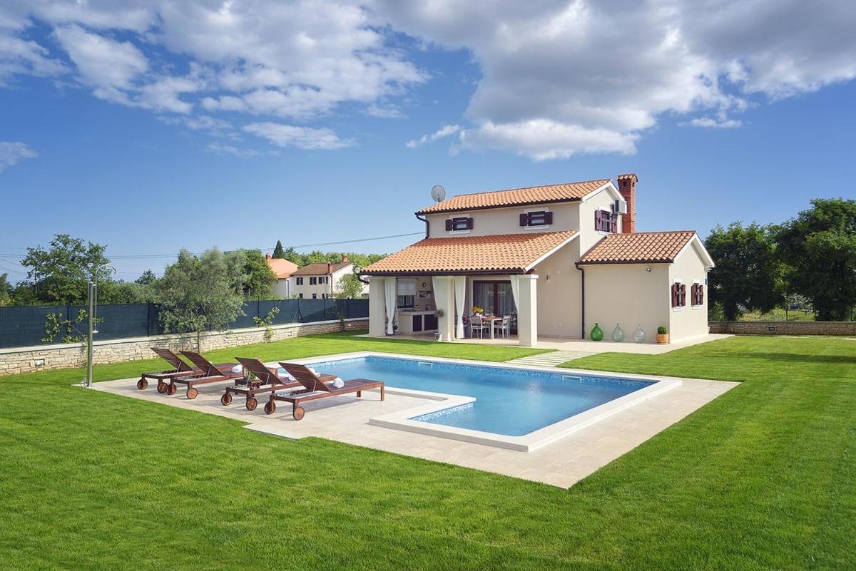 Villa Zara Marcana Екстер'єр фото