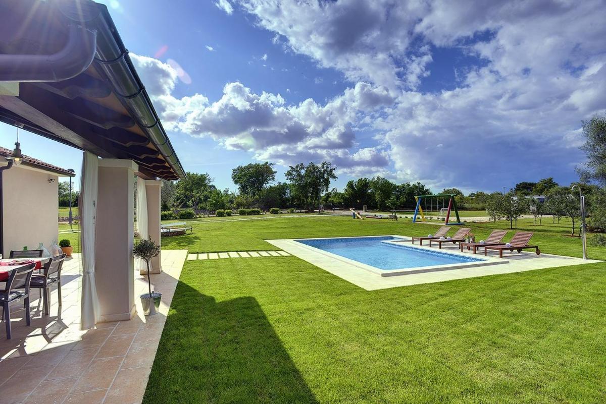 Villa Zara Marcana Екстер'єр фото